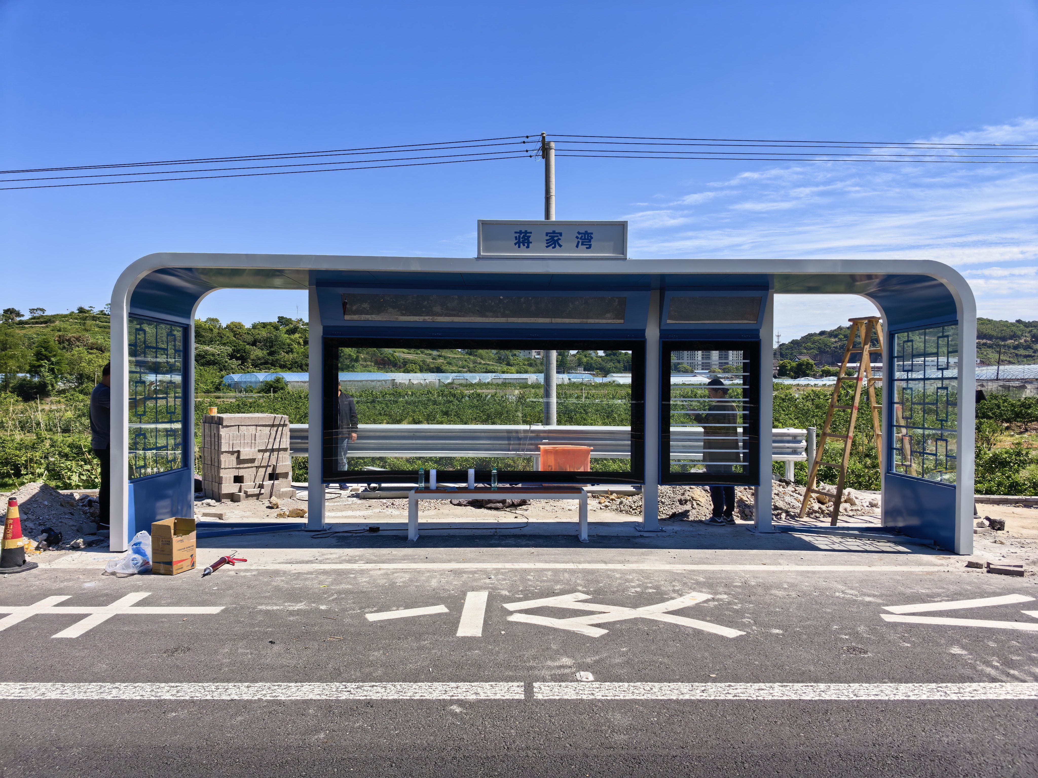 浙江宁波象山石浦镇候车亭安装完毕